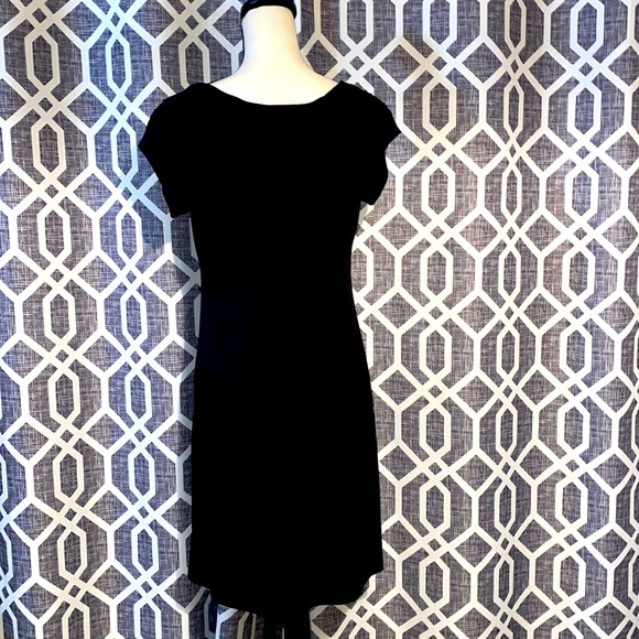 EUC Liz Claiborne Little Black Dress. Size 8. - Picture 3 of 6